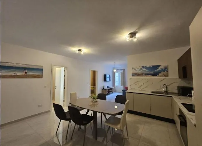 Luxurious Near Valletta Ferry P1 Appartement Sliema