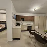 Luxurious Near Valletta Ferry P1 Sliema