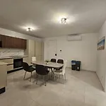 Luxurious Near Valletta Ferry P1 Apartament *