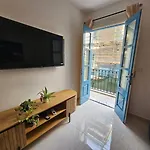 Luxurious Near Valletta Ferry P1
