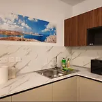 Luxurious Near Valletta Ferry P1 Apartament