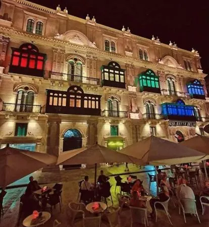 Luxurious Near Valletta Ferry P1 Apartment