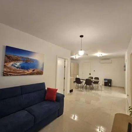 Apartment Luxurious Near Valletta Ferry P1