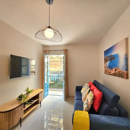 Luxurious Near Valletta Ferry P1 Apartment *