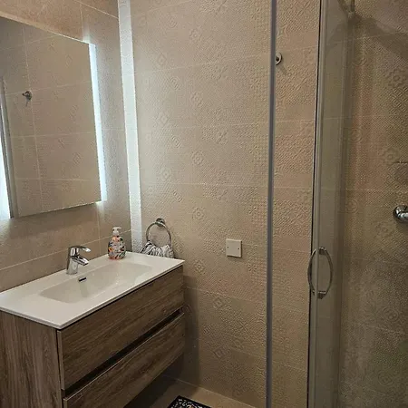 Apartmán Luxurious Near Valletta Ferry P1 *