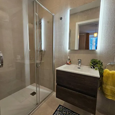 Luxurious Near Valletta Ferry P1 *