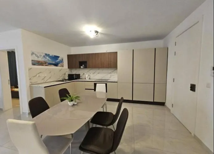 Apartament Luxurious Near Valletta Ferry P1 *