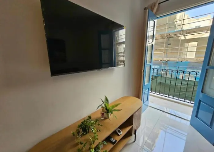 Luxurious Near Valletta Ferry P1 Sliema