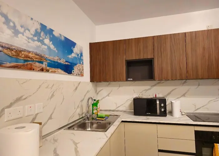 Apartament Luxurious Near Valletta Ferry P1 *