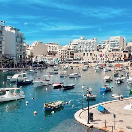 Luxurious Near Valletta Ferry P1 Sliema